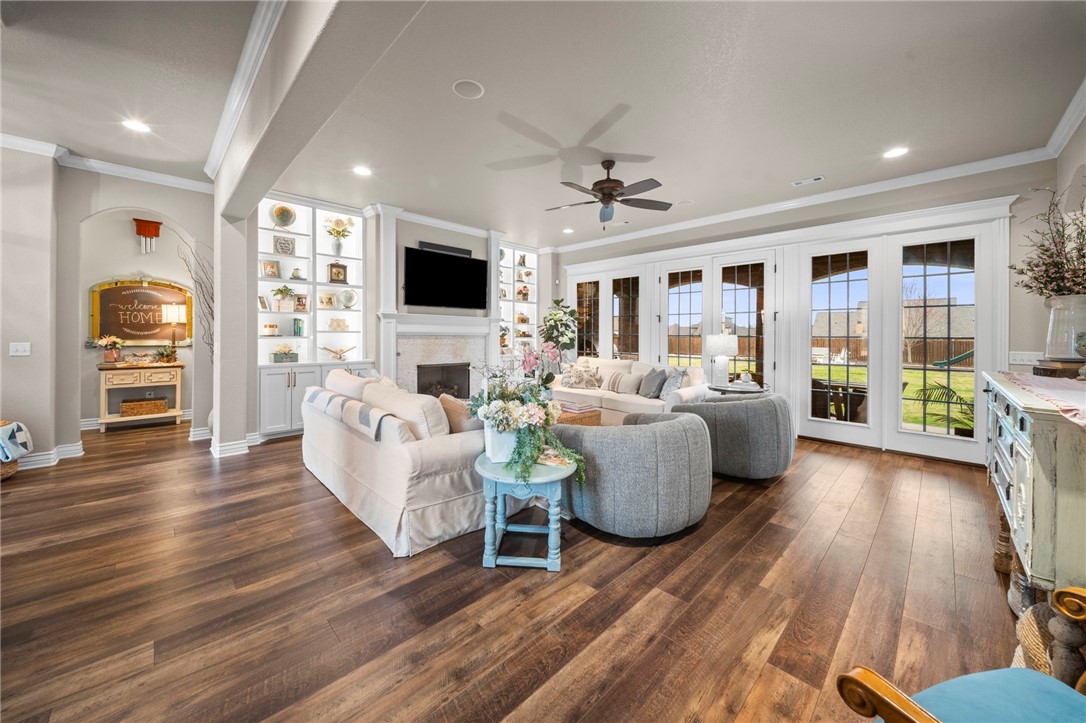 Ridgewood Sub Cave Spgs - Residential