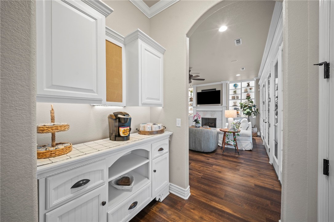 Ridgewood Sub Cave Spgs - Residential