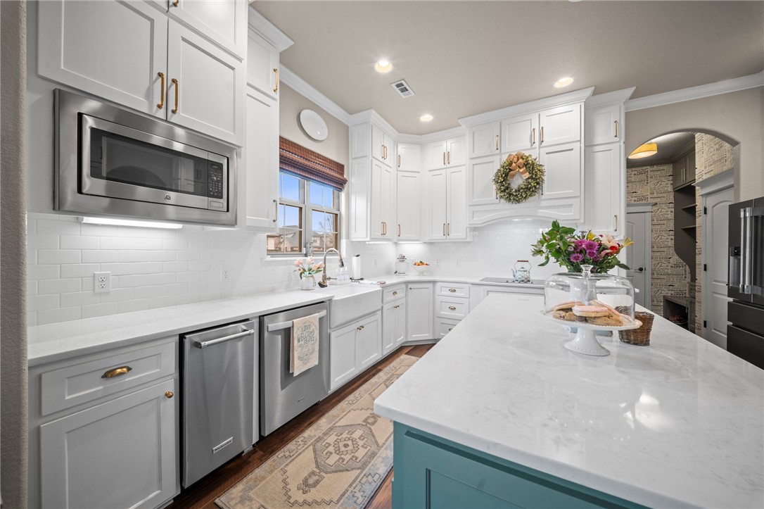 Ridgewood Sub Cave Spgs - Residential