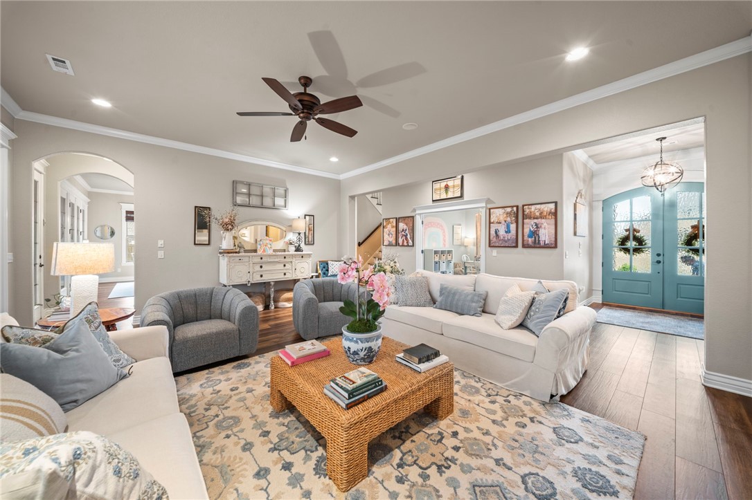 Ridgewood Sub Cave Spgs - Residential