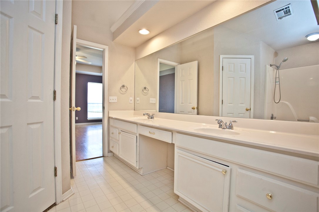 Hickory Park - Residential Lease