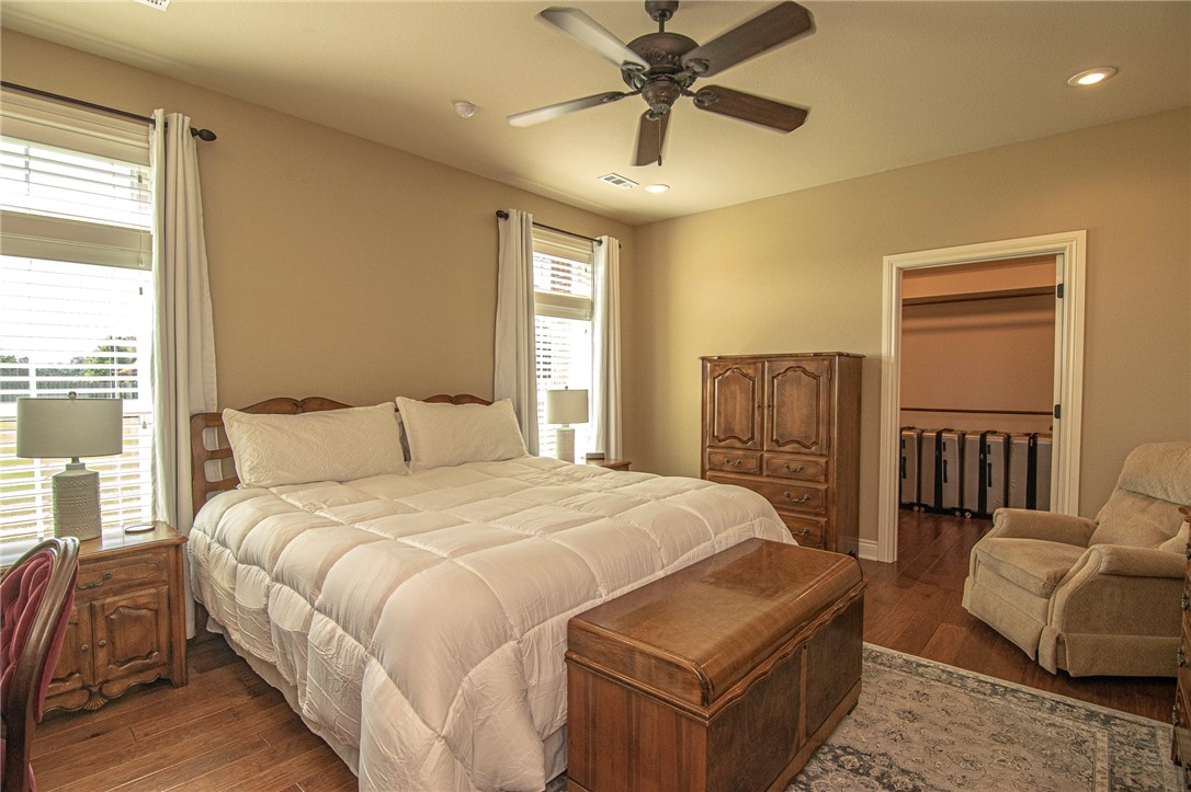 Ridgewood Sub Cave Spgs - Residential