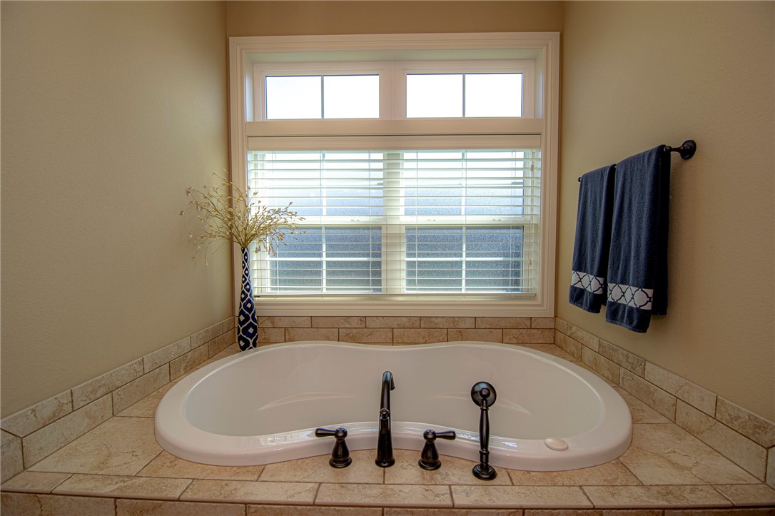 Ridgewood Sub Cave Spgs - Residential