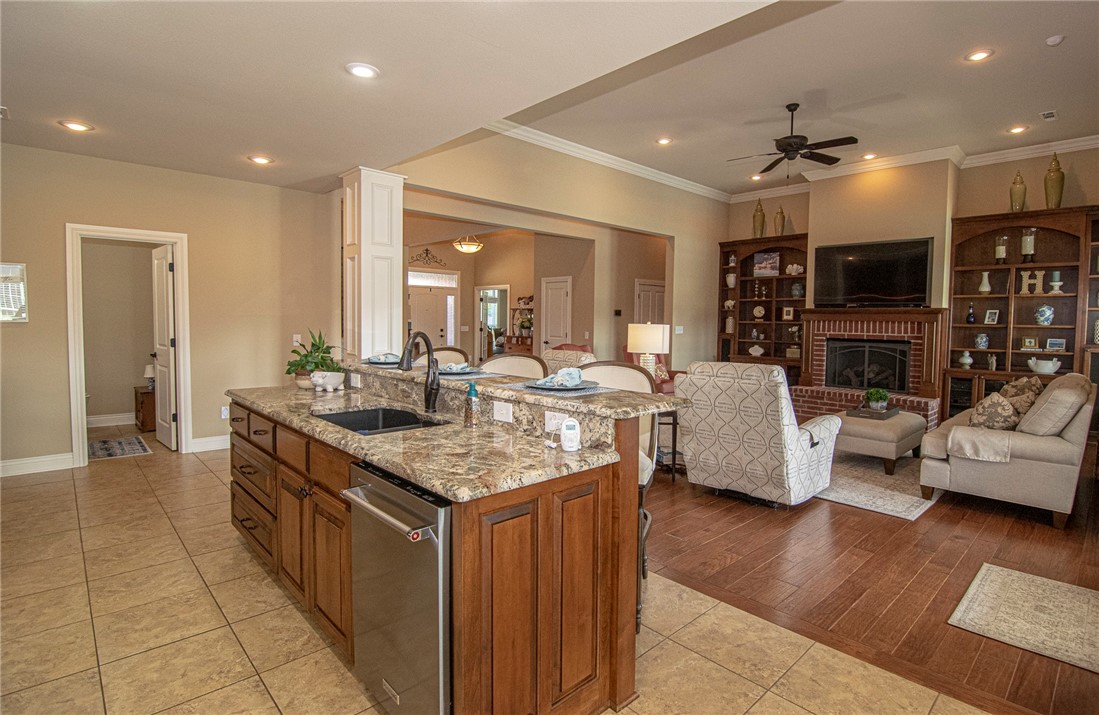 Ridgewood Sub Cave Spgs - Residential