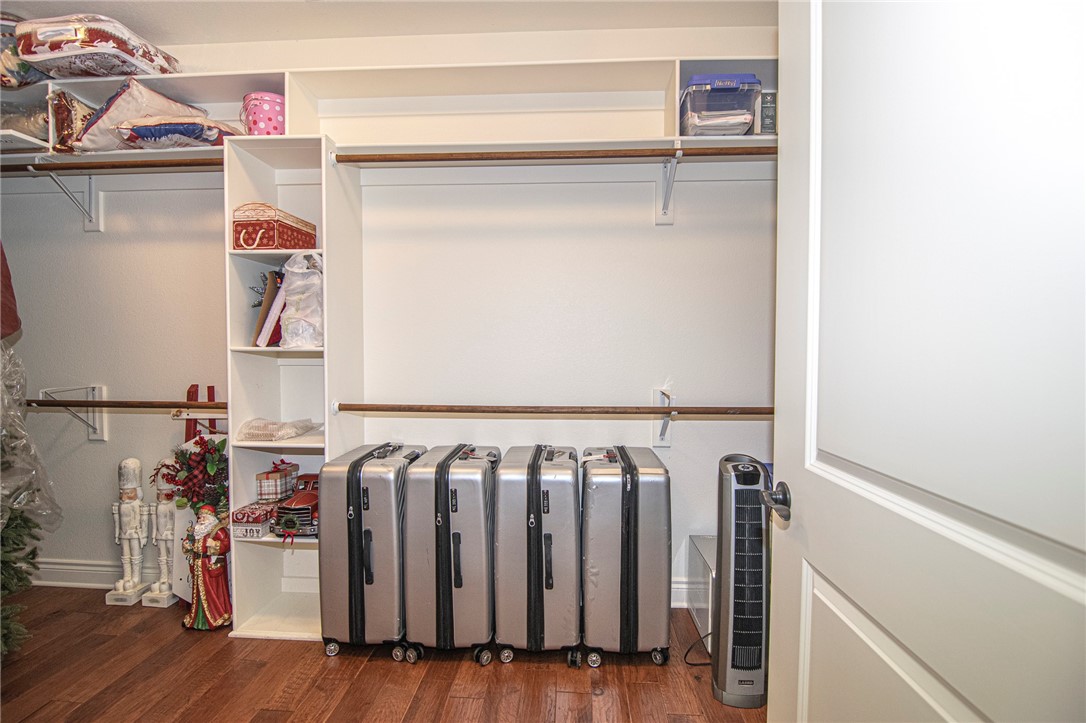 Ridgewood Sub Cave Spgs - Residential