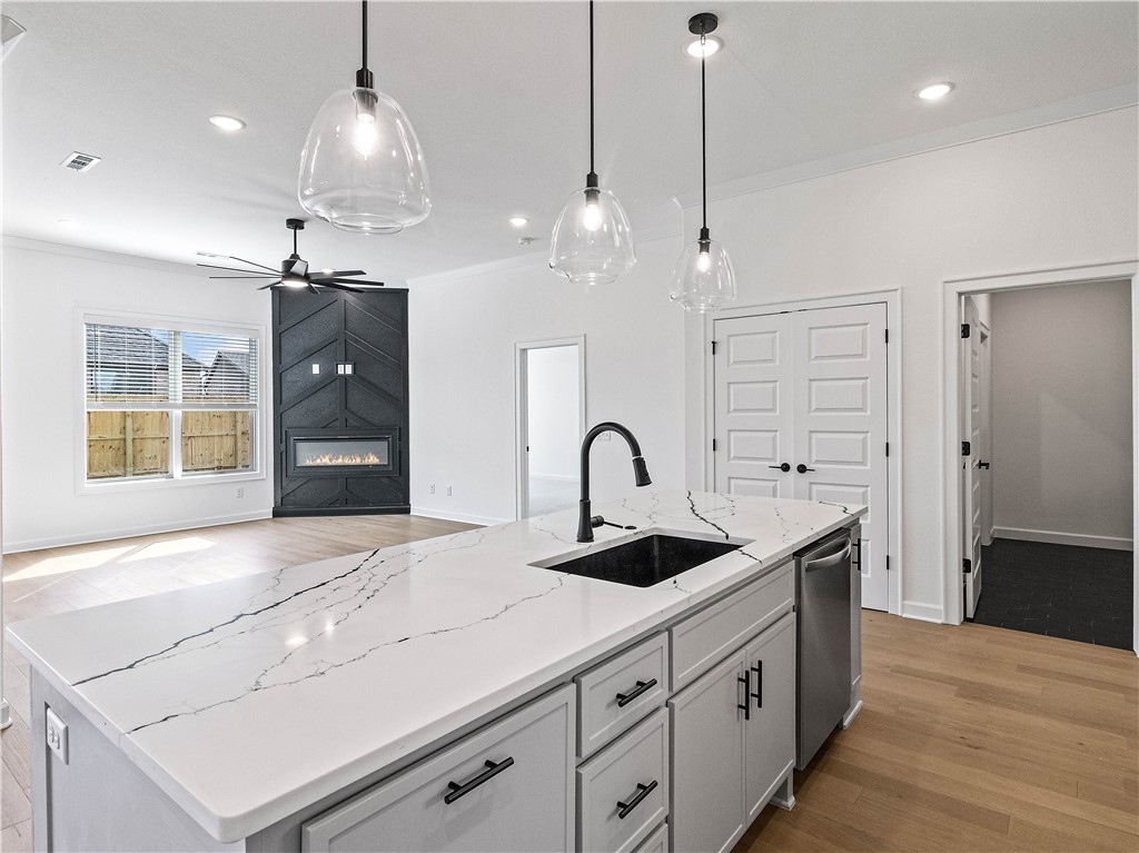 Hillcrest - Residential