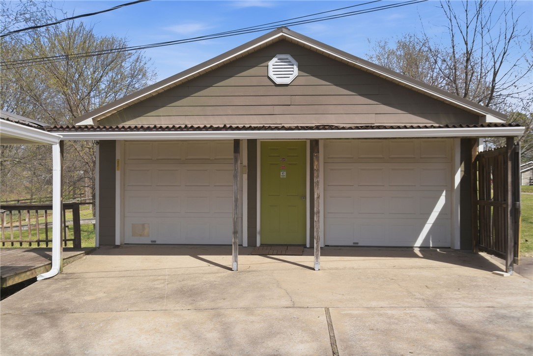 Fayetteville Outlots - Land