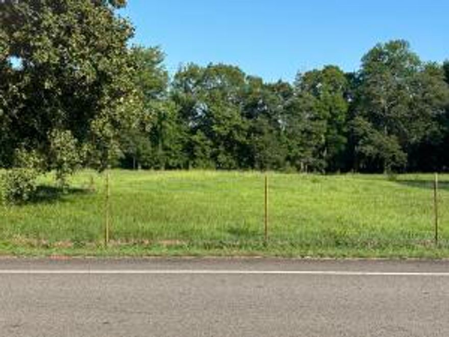 Just minutes from town.  Build your dream home and have room for your livestock. There is 9.57 acres in the Flood Way, 5.66 acres in the Flood Plain, and 22.8 acres out of flood areas.  Total of 38.03 acres.