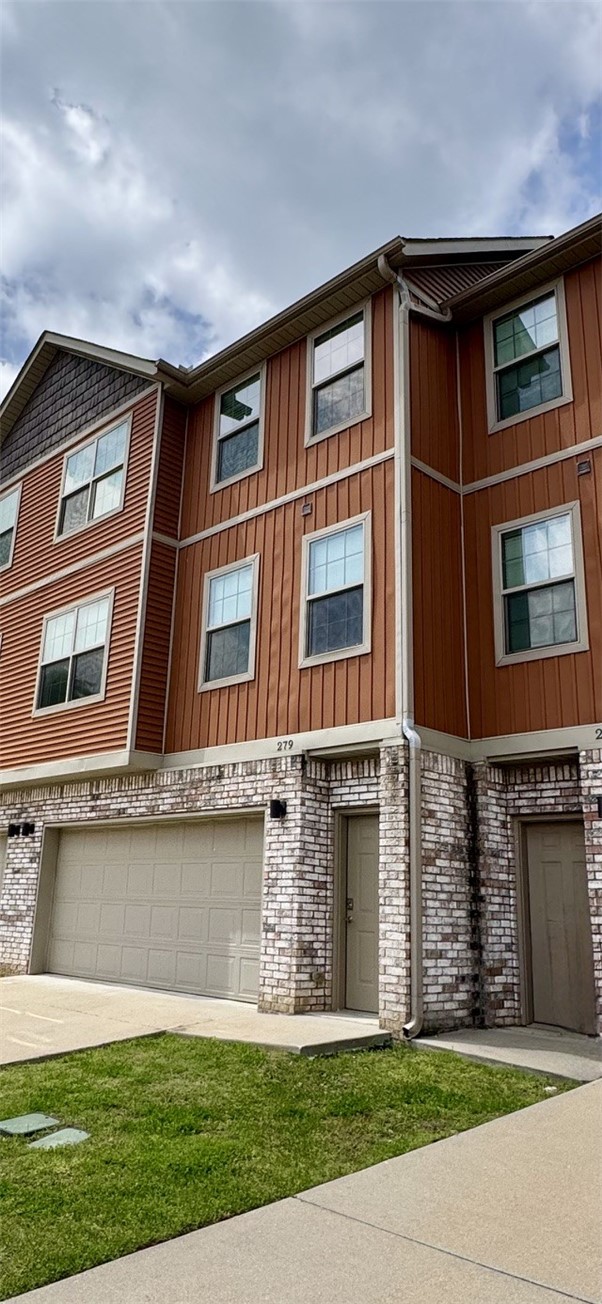 Hawkins House At Shiloh - Residential