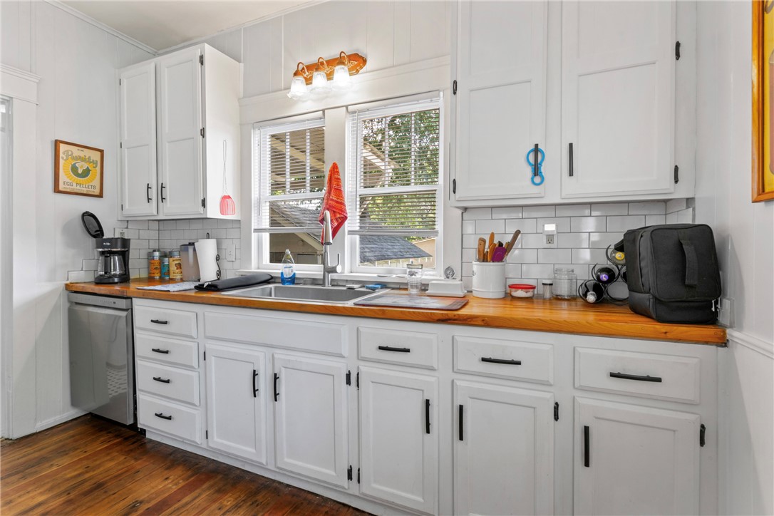Plucks Add Gentry - Residential