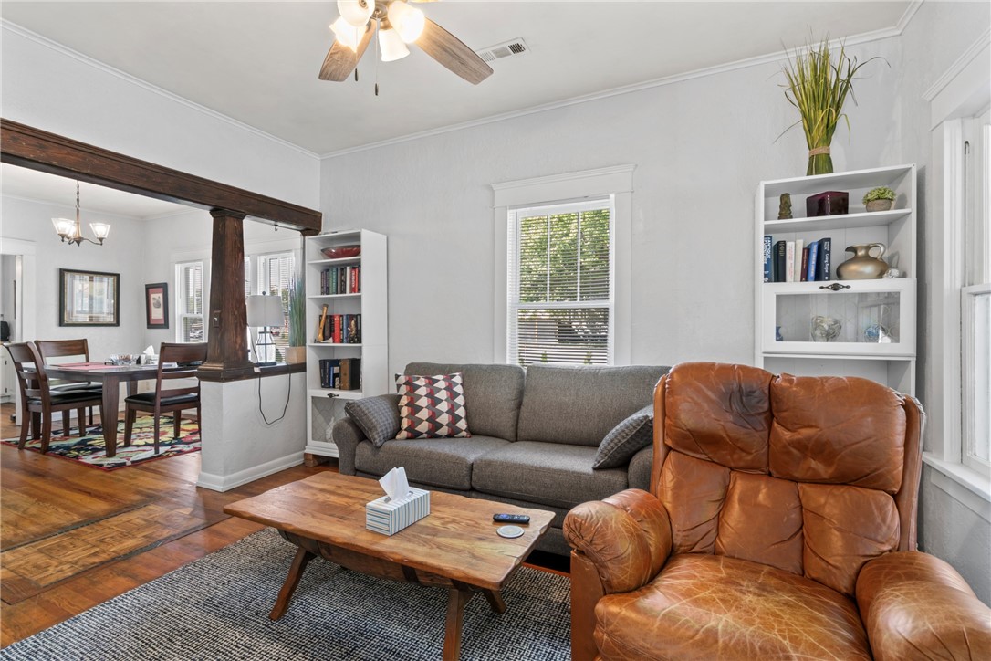 Plucks Add Gentry - Residential