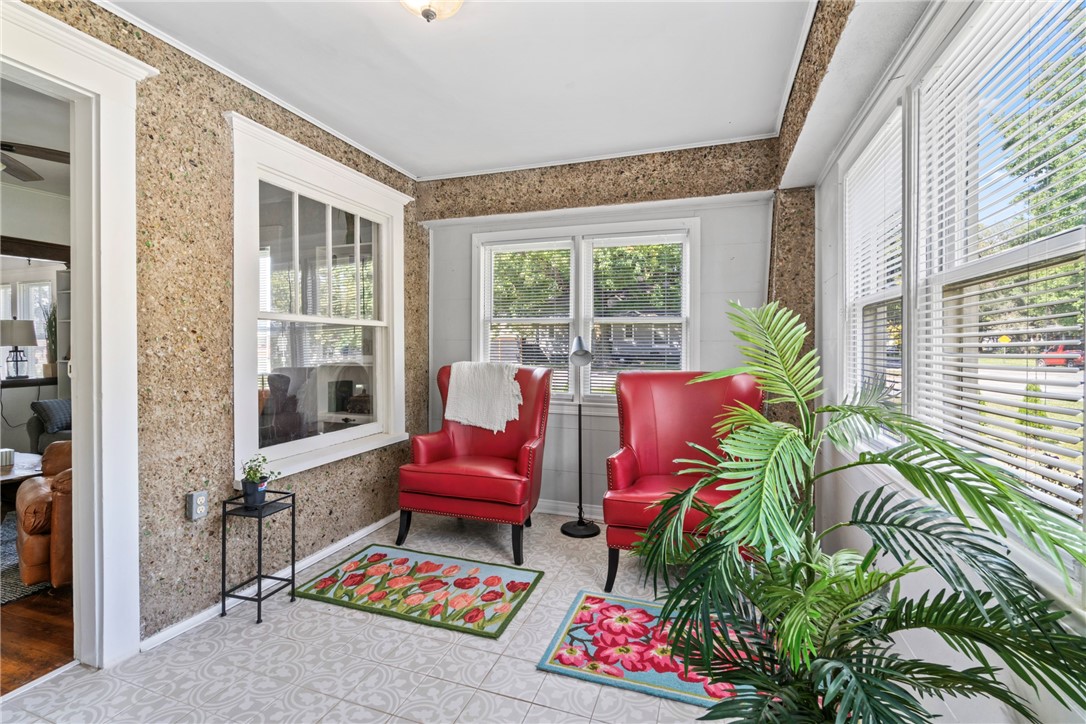 Plucks Add Gentry - Residential