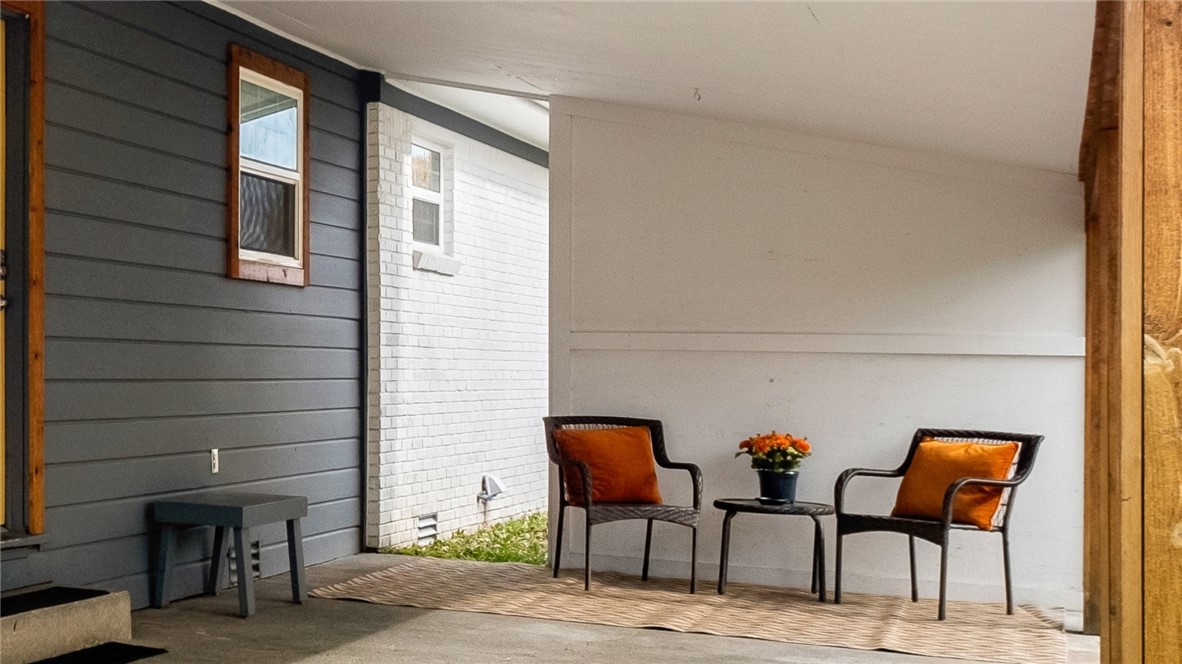 Banks Add Bentonville - Residential Lease