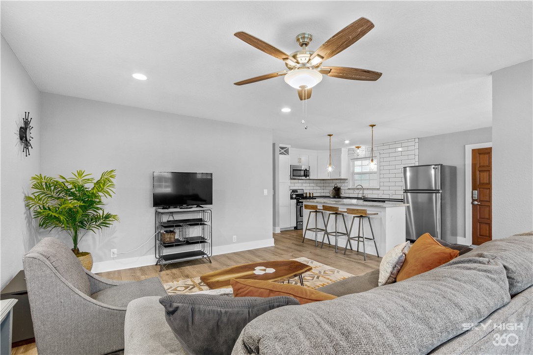 Banks Add Bentonville - Residential Lease