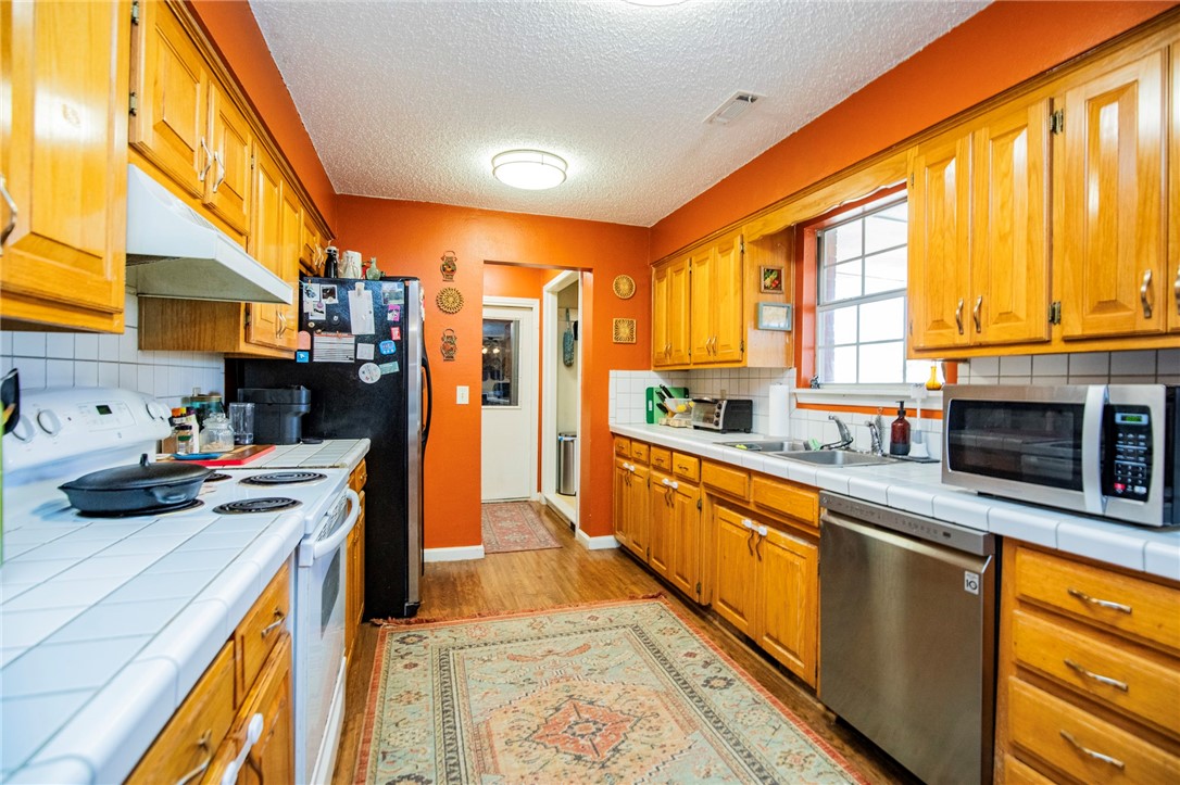 Birch Drive Add Rogers - Residential