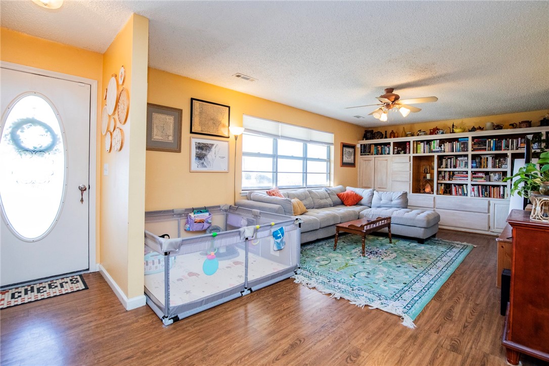 Birch Drive Add Rogers - Residential