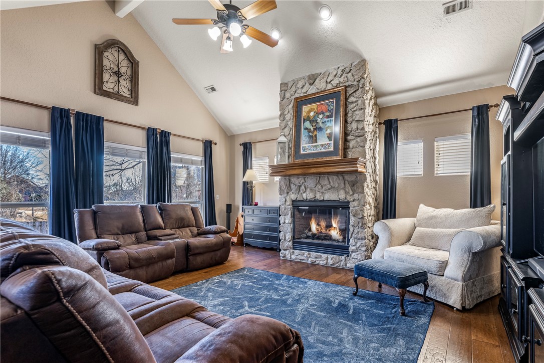 Shadow Valley Ph 1 Rogers - Residential