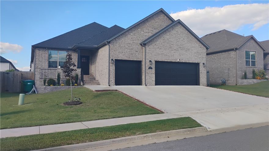 710 Harbison - A Beautiful large Bentonville home, featuring modern amenities and ample space. Pet-friendly, and appliances included - This home sports a 3 car garage, stove, dishwasher, washer/dryer SET, and smart fridge. Security cameras provided, with an in-house monitor. The large back yard is enclosed with a wooden privacy fence. Located near Grimsley Junior High, and only 6 miles from downtown Bentonville!

Home Features:

3 car garage, with app-accessible garage door opener - Use your phone to open/close the garage!
Optional built-in security camera system for extra security.
Private, fenced back yard.
Large, open-concept living room / kitchen layout.
4 bedrooms, 2.5 bathrooms, and a separate office space.
Washer/Dryer SET, dishwasher, stove, and smart fridge included!
Spacious rooms.
