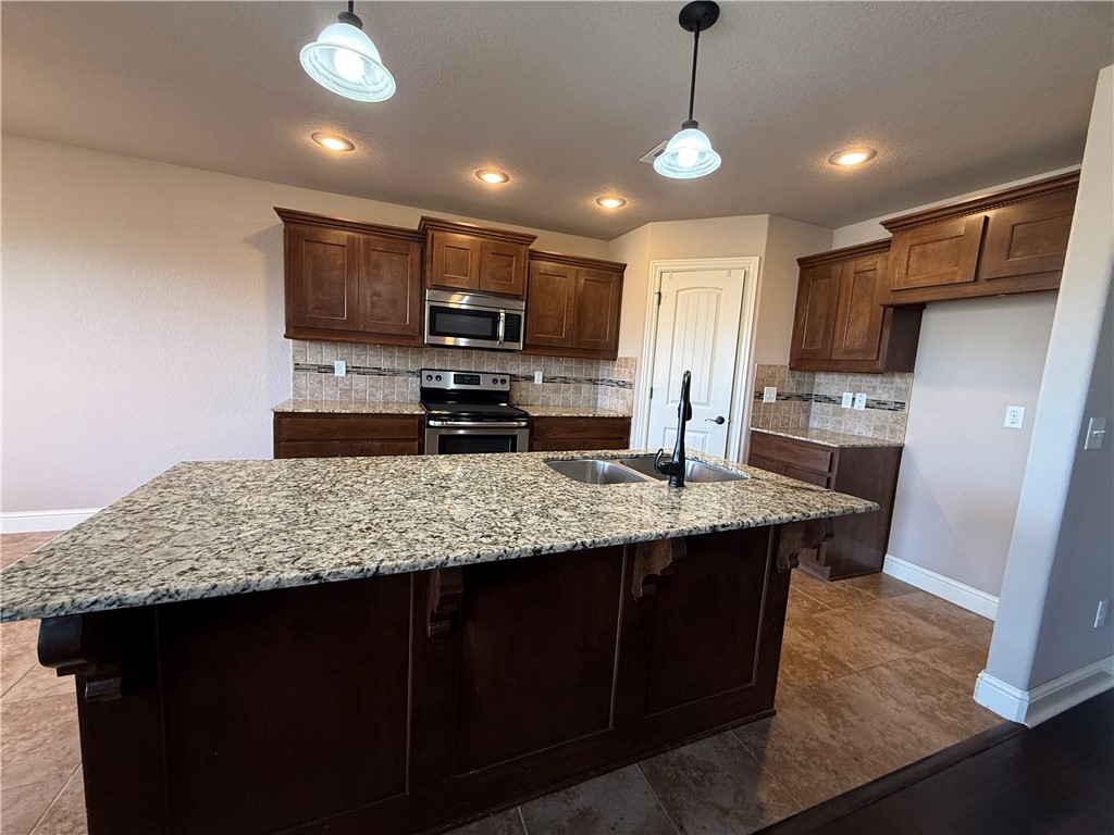 Riverwalk Estates - Residential Lease