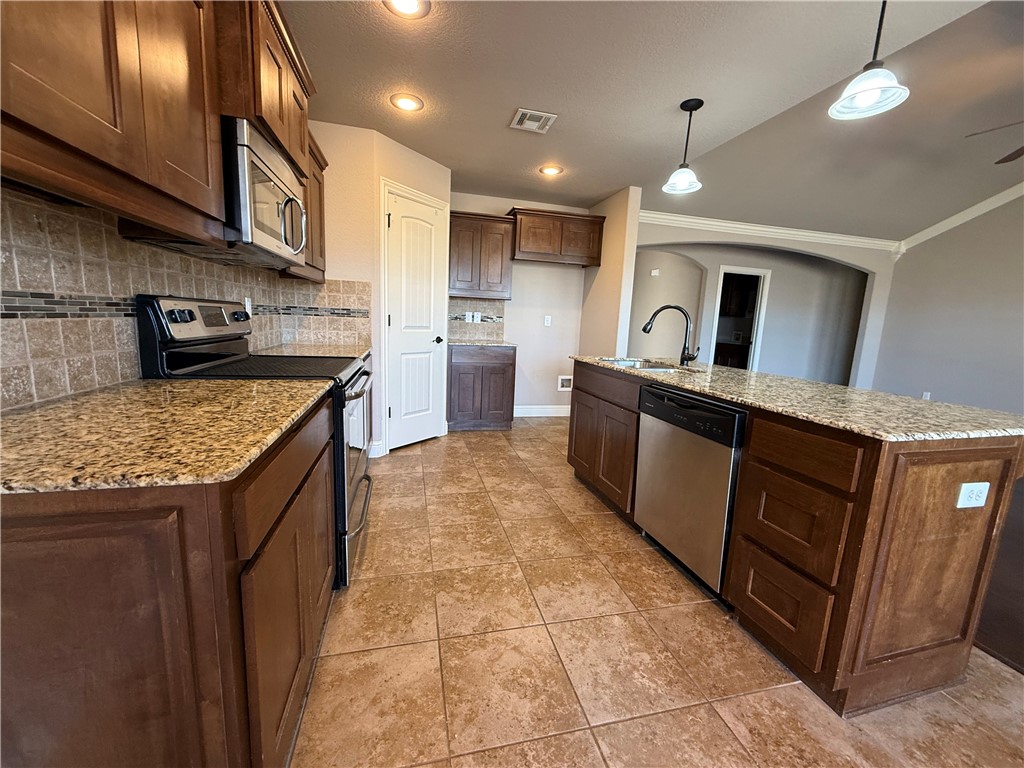 Riverwalk Estates - Residential Lease