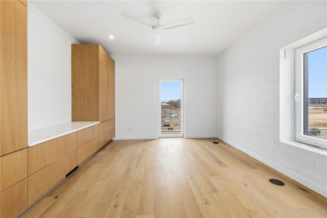 LIGHTBOX AT MARKET-BENTONVILLE - Residential