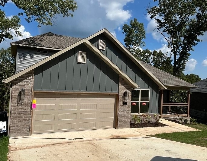 Welcome to your new home in the charming heart of Bella Vista, just a stone's throw from beautiful Lake Avalon! This two-story gem offers a spacious 2,154 square feet of comfort and style.
On the main level is the owner's suite and a office /bonua space, as well as an inviting open-concept kitchen, dining, and living area with a vaulted ceiling and fireplace—perfect for gathering with family and friends. Plus, there's a great-sized pantry, laundry room, and a two-car garage.
Head upstairs to find two more bedrooms and a bathroom. This home is packed with great finishes, including 3 cm countertops and sleek Frigidaire Gallery appliances and more!
And let's not forget about the great outdoors! You’re just a short walk from scenic lakes and bike trails, making it easy to enjoy nature. Plus, you're only a quick drive away from all the fantastic amenities Northwest Arkansas has to offer and zoned for Bentonville schools. Come check it out!