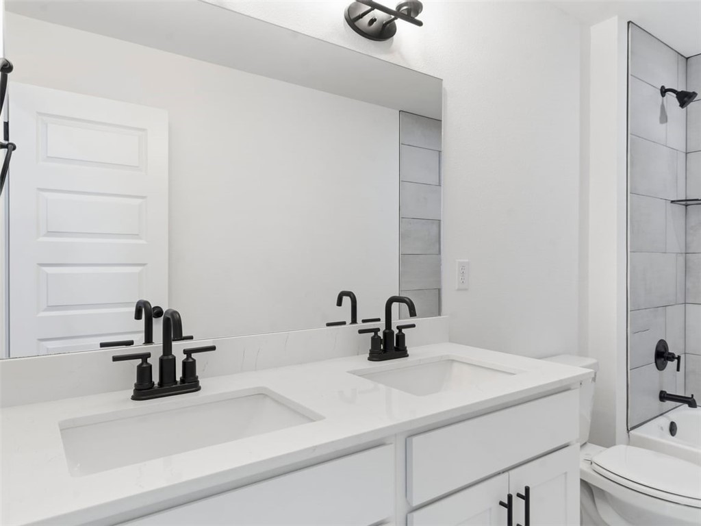 Noah's Landing - Residential