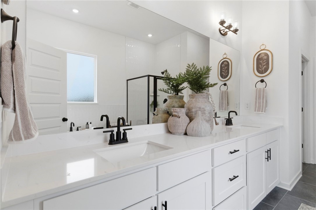 Noah's Landing - Residential