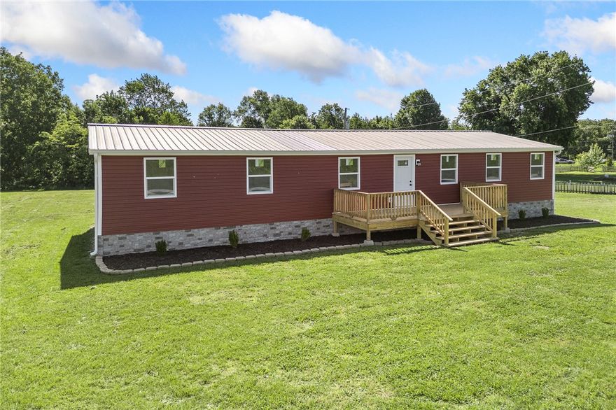 Anyone looking for a 4-bedroom house with a little bit of room to stretch your legs?  Come check out 6640 Lynx Lane!!!  This freshly remodeled home comes with beautiful real hard wood floors in the common areas, 2 full bathrooms and an extra space just off the living room that would make a great office.  You could enjoy outdoor entertaining from your covered back deck or create your own fun in your mostly flat one acre manicured lawn.  This one is only a couple hundred feet off pavement and just minutes from groceries and Bergman Schools.
