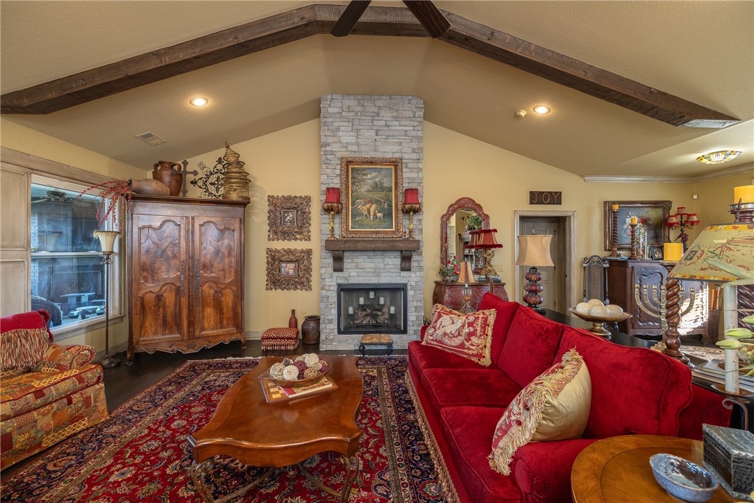 01-15-32 - Residential