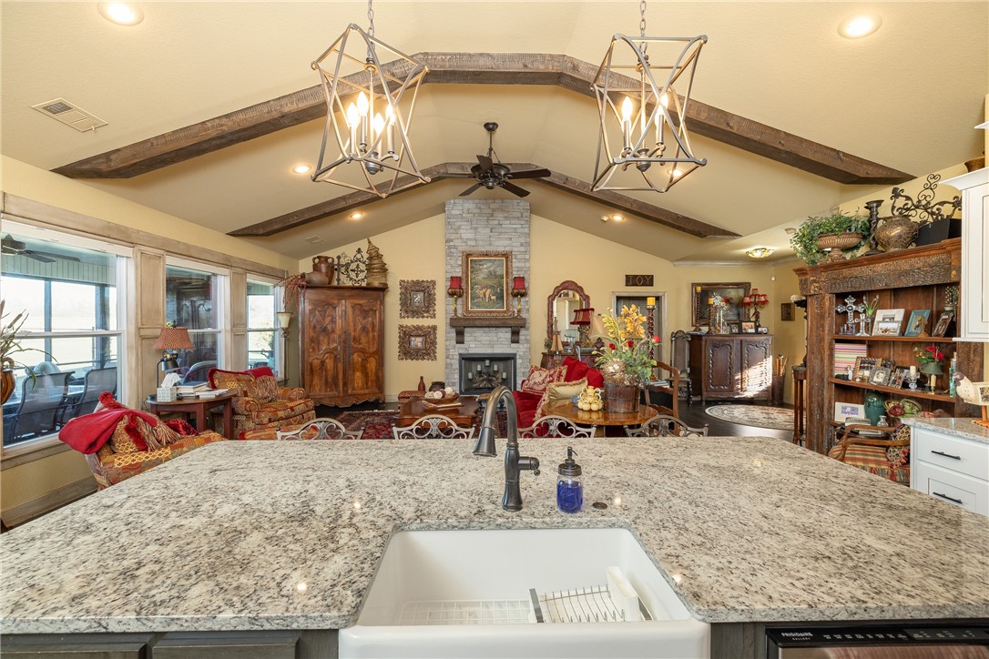 01-15-32 - Residential