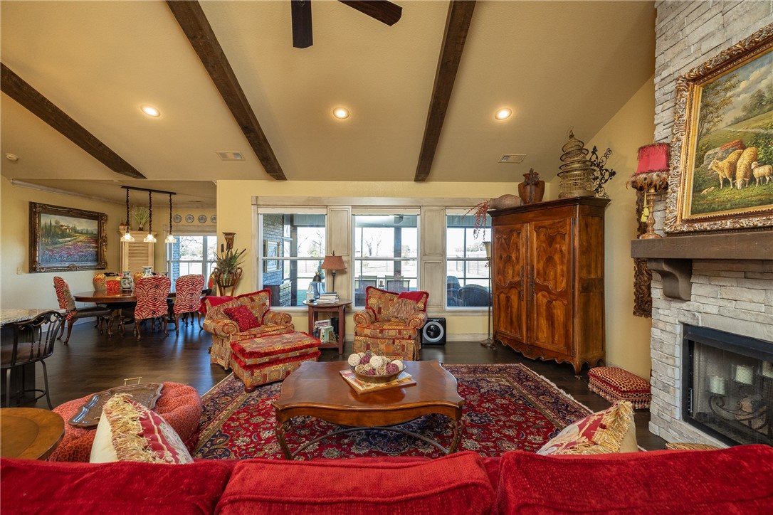 01-15-32 - Residential