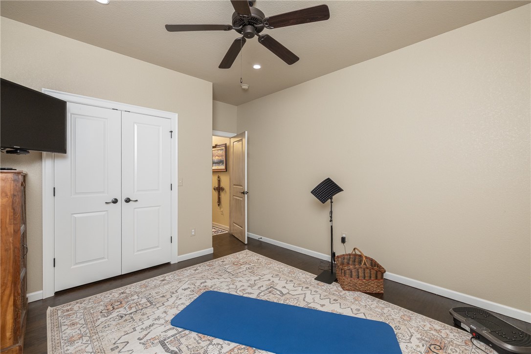 01-15-32 - Residential