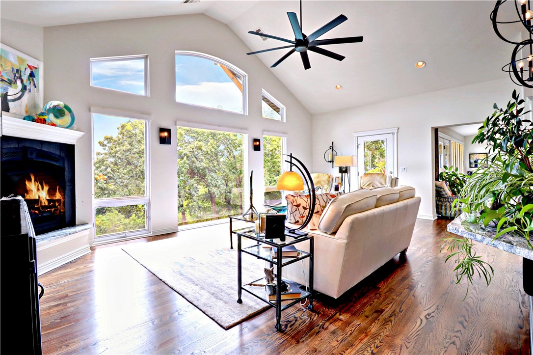 Annsborough Sub Bvv - Residential