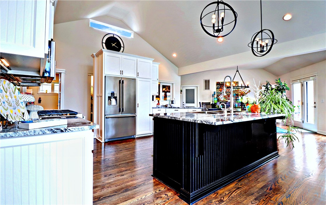Annsborough Sub Bvv - Residential