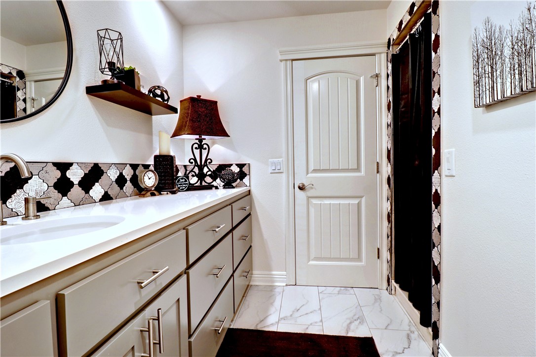 Annsborough Sub Bvv - Residential
