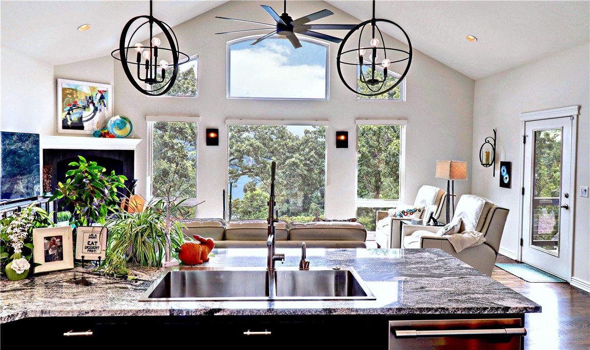 Annsborough Sub Bvv - Residential