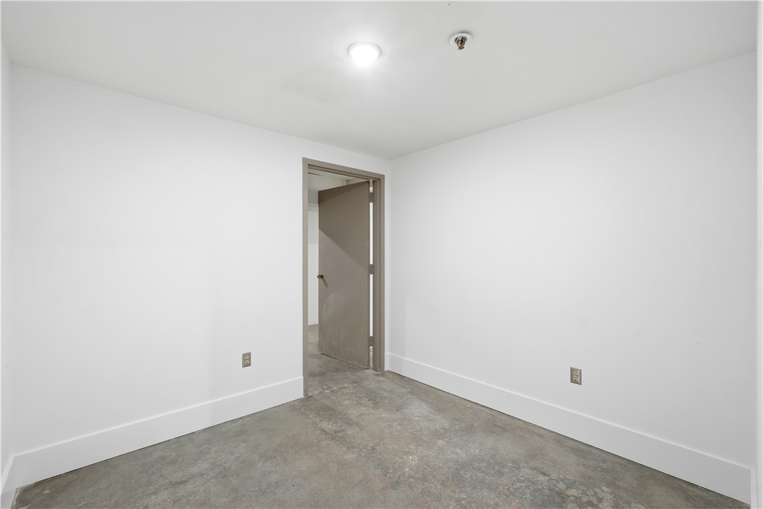 FAYETTEVILLE ORIGINAL - Commercial Lease