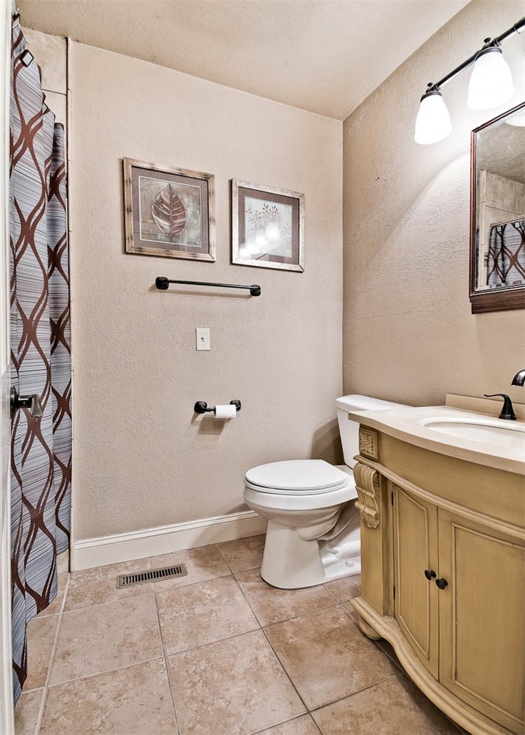 Annsborough Sub Bvv - Residential