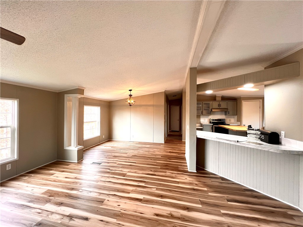 05-18-28-RURAL - Residential