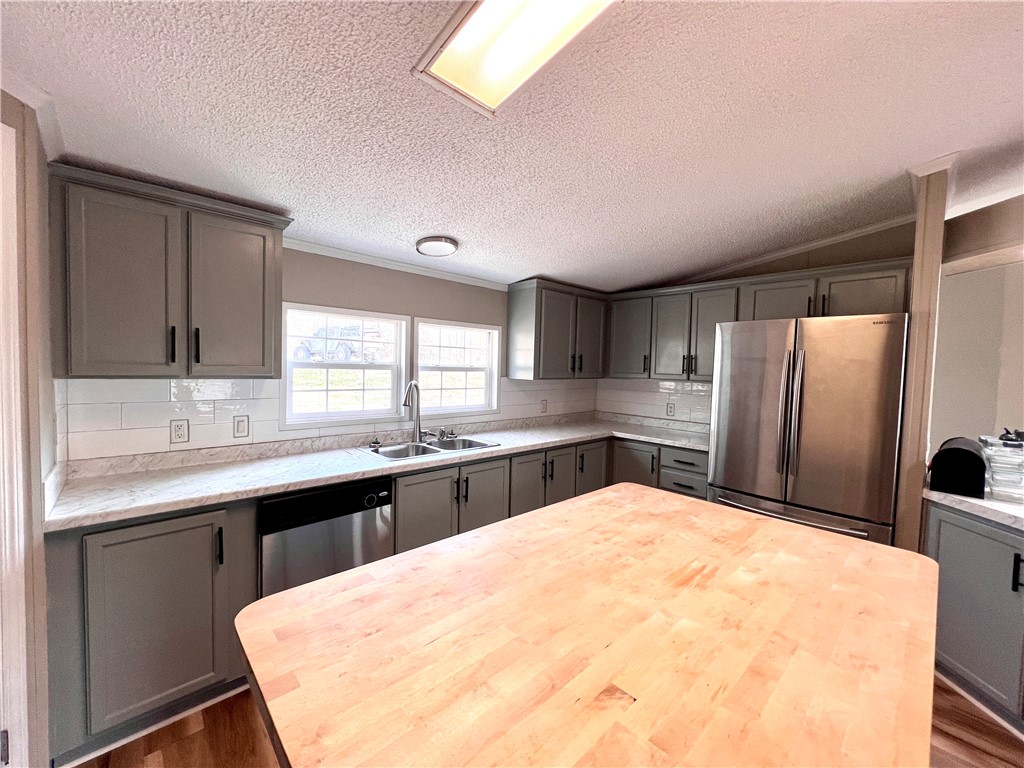 05-18-28-RURAL - Residential