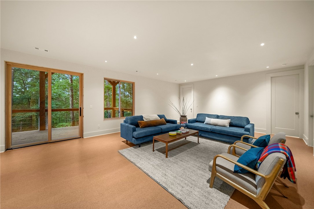 Montgomery Sub Bvv - Residential