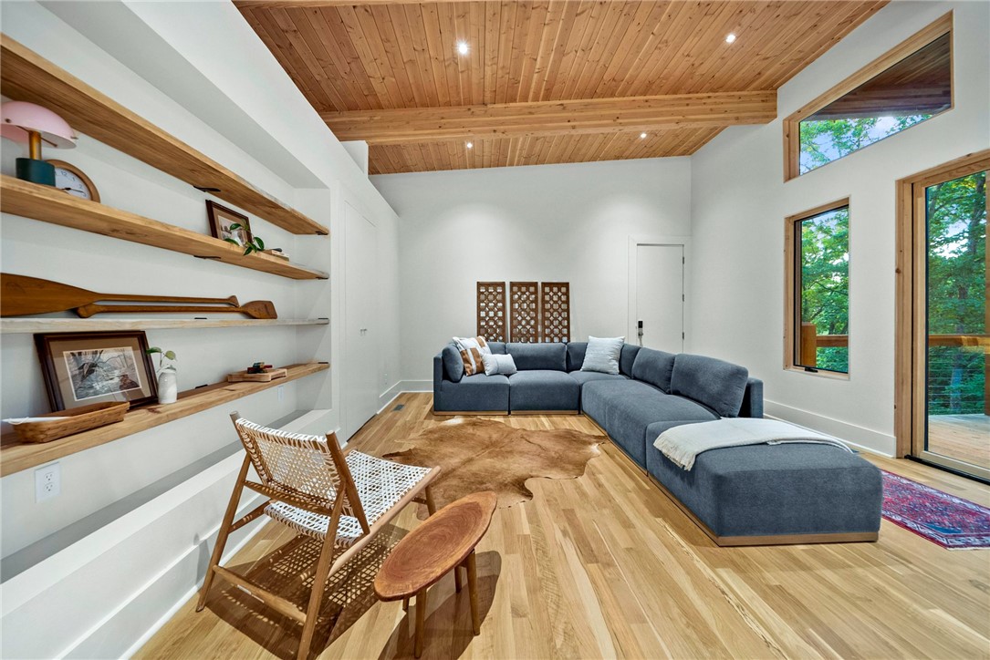 Montgomery Sub Bvv - Residential