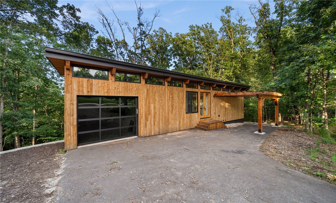 Montgomery Sub Bvv - Residential