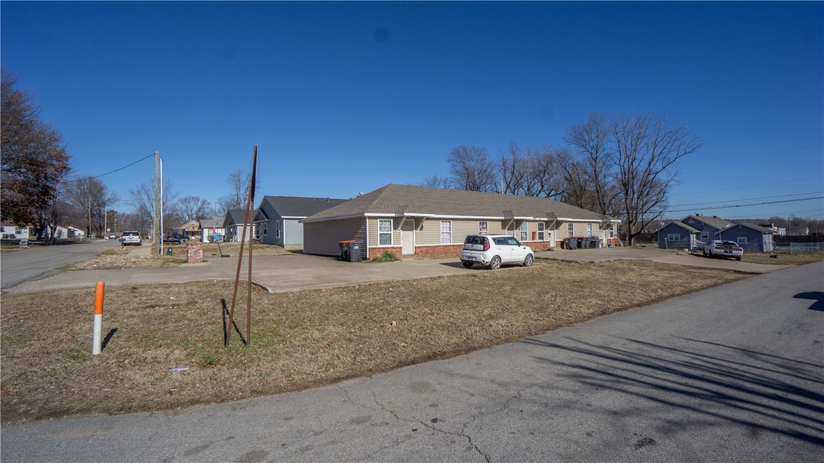 Are you looking to start your investment portfolio. Here is your chance-4-2 bedroom units on a corner lot. All units are occupied and three are under lease.