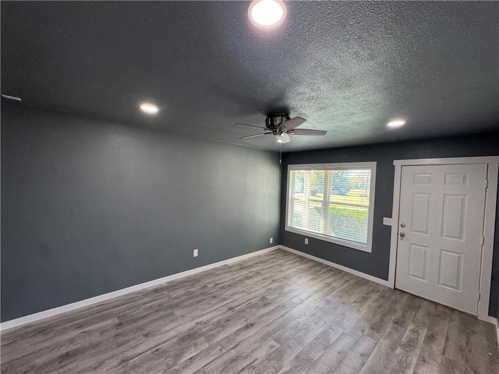 Green Ph 03 - Residential Lease