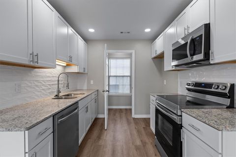 Photo of 1009 Flynt Street, Siloam Springs, AR 72761 (MLS # 1342881)