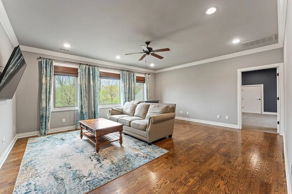 Centerton, Arkansas 72719, United States, 4 Bedrooms Bedrooms, ,5 BathroomsBathrooms,Residential,Pending,111552