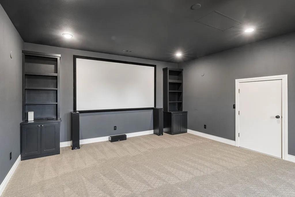 Centerton, Arkansas 72719, United States, 4 Bedrooms Bedrooms, ,5 BathroomsBathrooms,Residential,Pending,111552