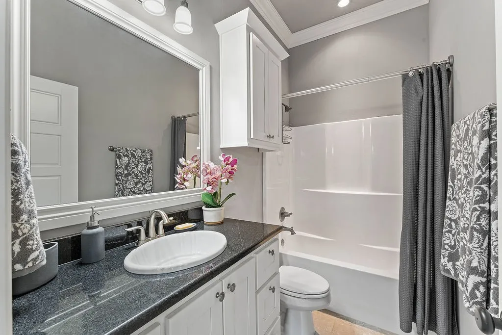 Centerton, Arkansas 72719, United States, 4 Bedrooms Bedrooms, ,5 BathroomsBathrooms,Residential,Pending,111552